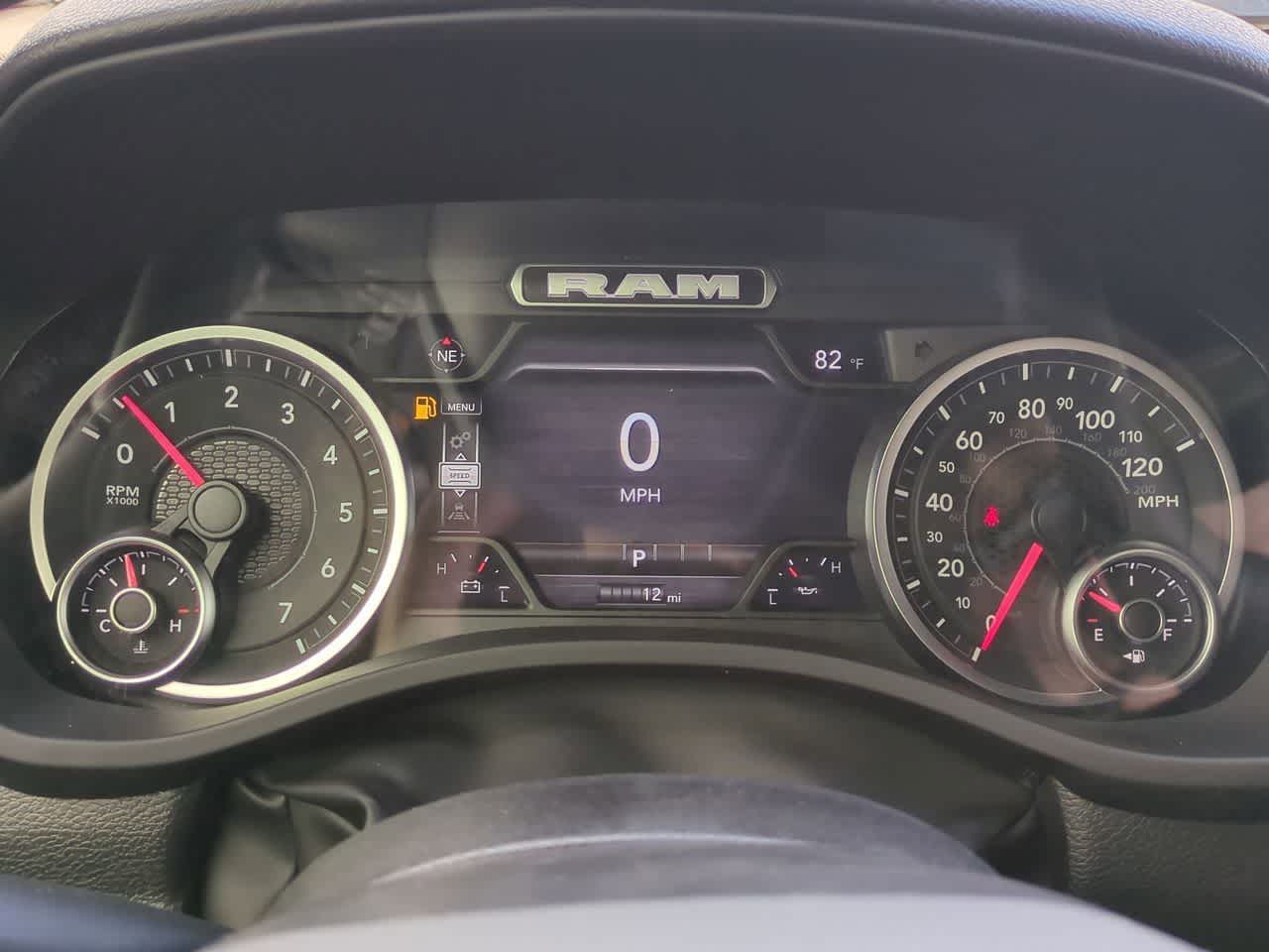 2026 RAM Ram 1500 RAM 1500 EXPRESS CREW CAB 4X4 5'7' BOX