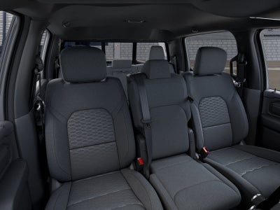 RAM 1500 WARLOCK de 2026, cabina doble, tracción 4x4 y caja de 1,70 m