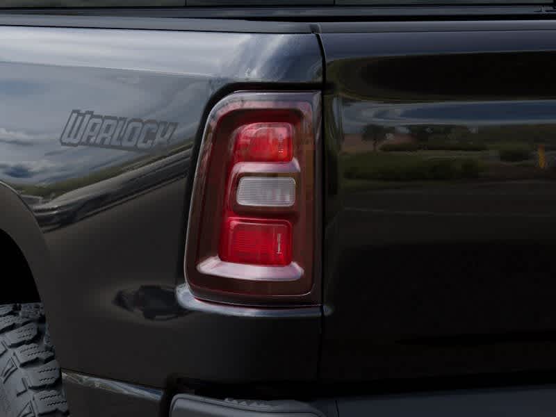 RAM 1500 WARLOCK de 2026, cabina doble, tracción 4x4 y caja de 1,70 m