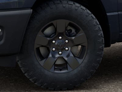 RAM 1500 WARLOCK de 2026, cabina doble, tracción 4x4 y caja de 1,70 m