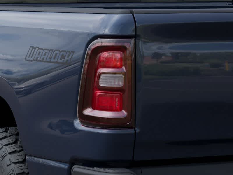 RAM 1500 WARLOCK de 2026, cabina doble, tracción 4x4 y caja de 1,70 m