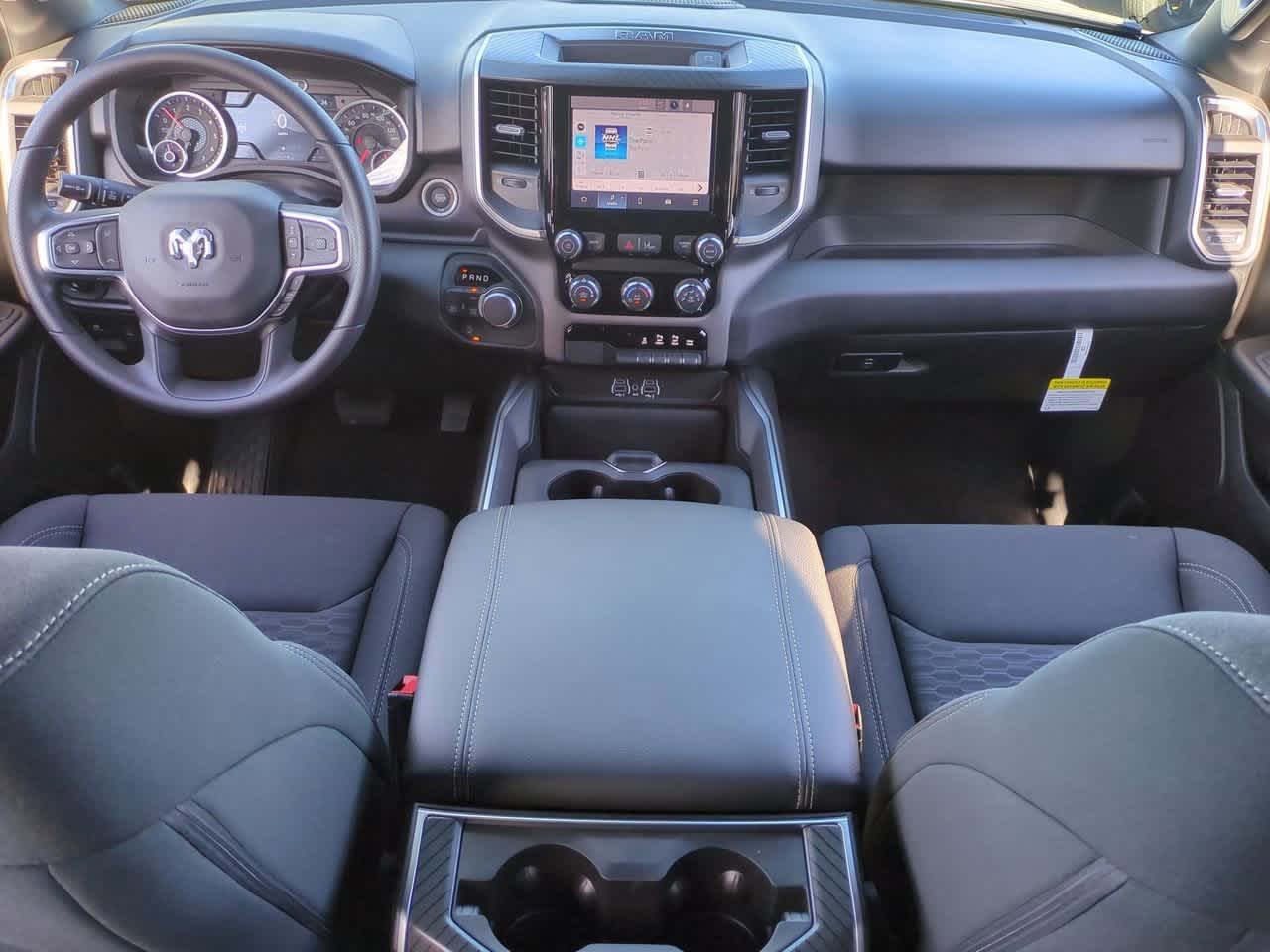 2026 RAM Ram 1500 RAM 1500 EXPRESS CREW CAB 4X4 5'7' BOX