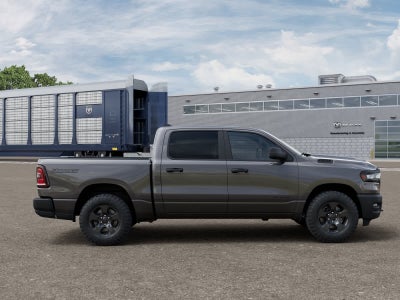 RAM 1500 WARLOCK de 2026, cabina doble, tracción 4x4 y caja de 1,70 m