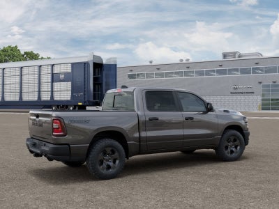 RAM 1500 WARLOCK de 2026, cabina doble, tracción 4x4 y caja de 1,70 m