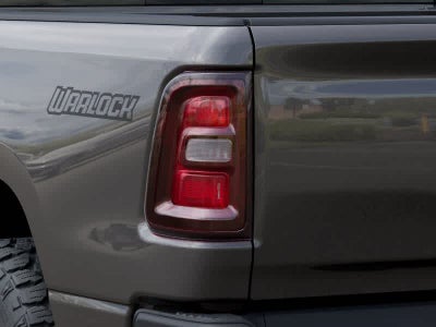 RAM 1500 WARLOCK de 2026, cabina doble, tracción 4x4 y caja de 1,70 m