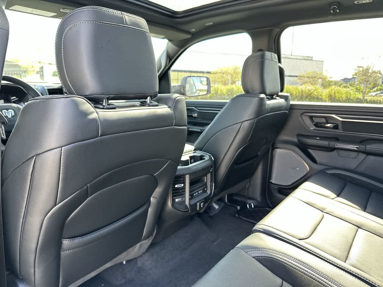 RAM 1500 de 2027, RAM 1500 REBEL, cabina doble, 4x4, caja de 5'7'