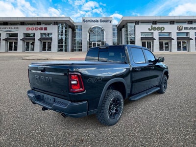 RAM 1500 de 2027, RAM 1500 REBEL, cabina doble, 4x4, caja de 5'7'