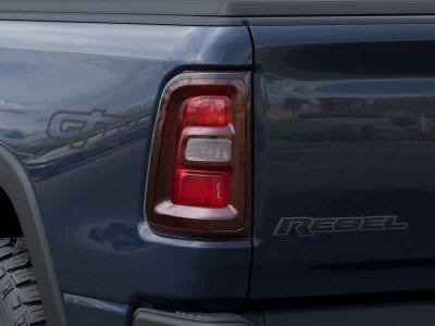 RAM 1500 de 2027, RAM 1500 REBEL, cabina doble, 4x4, caja de 5'7'