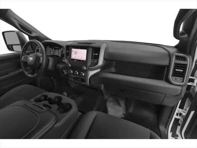 RAM 2500 Tradesman de 2024, cabina doble, 4x4, caja de 6'4'