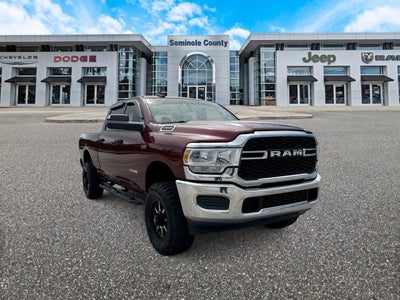 2022 RAM 2500 Tradesman Crew Cab 4x4 6'4' Box