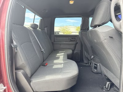 2022 RAM 2500 Tradesman Crew Cab 4x4 6'4' Box