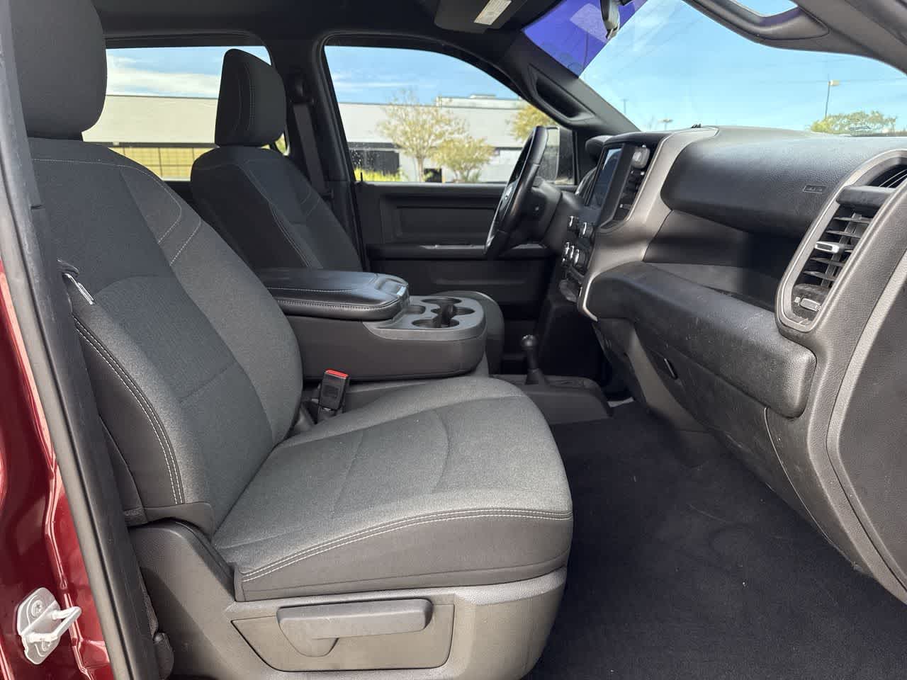 2022 RAM 2500 Tradesman Crew Cab 4x4 6'4' Box