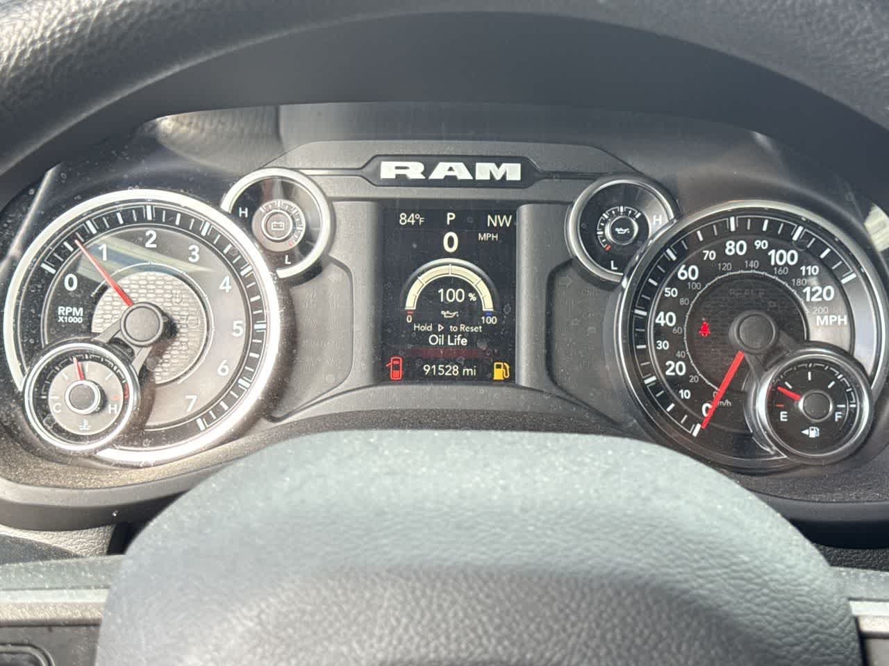 2022 RAM 2500 Tradesman Crew Cab 4x4 6'4' Box