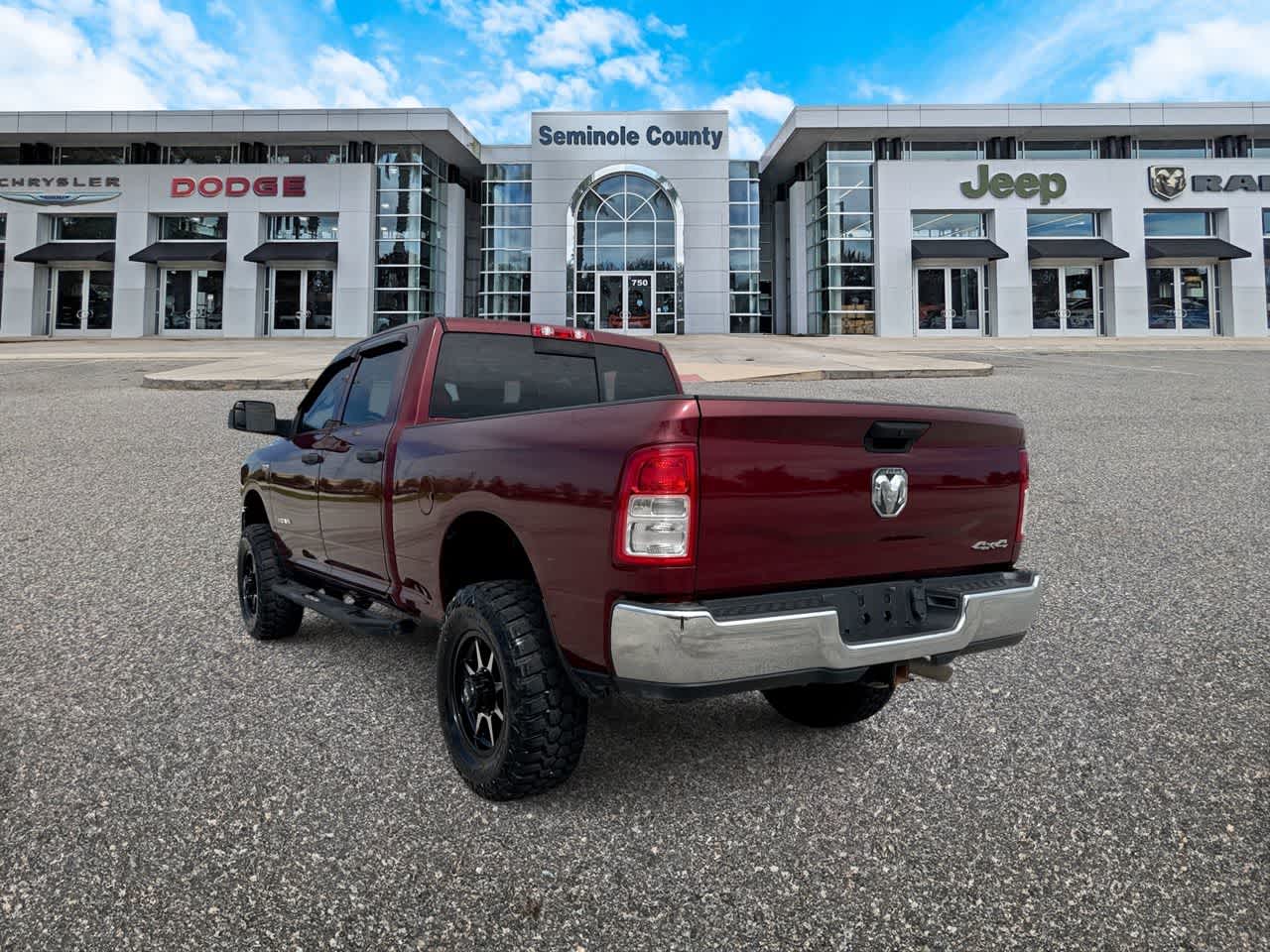 2022 RAM 2500 Tradesman Crew Cab 4x4 6'4' Box
