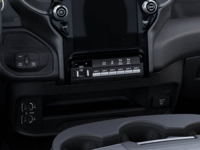 RAM 2500 de 2026, RAM 2500 BLACK EXPRESS, cabina doble, 4x4, caja de 6'4'