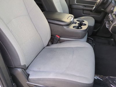 2024 RAM 2500 Big Horn Crew Cab 4x4 6'4' Caja