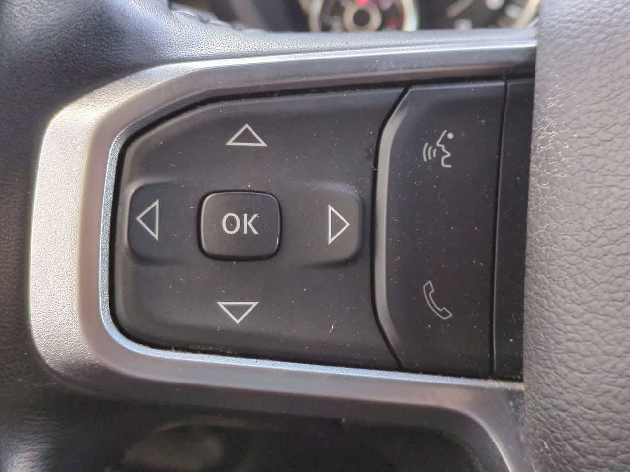 2024 RAM 2500 Big Horn Crew Cab 4x4 6'4' Caja