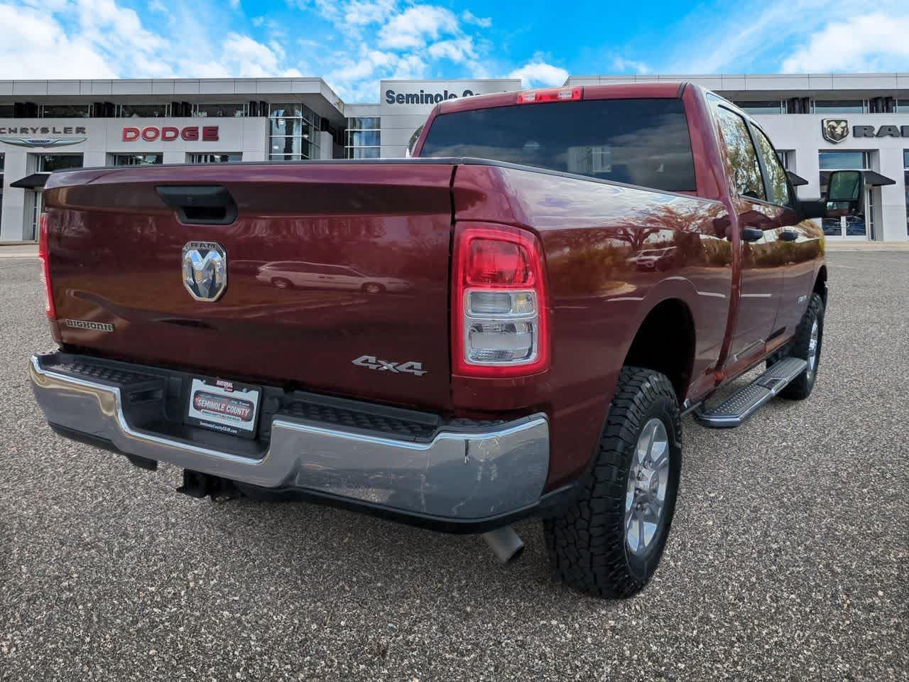 2024 RAM 2500 Big Horn Crew Cab 4x4 6'4' Caja