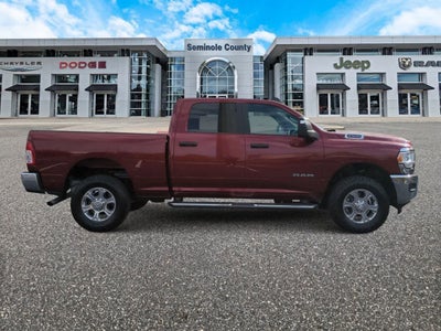 2024 RAM 2500 Big Horn Crew Cab 4x4 6'4' Caja