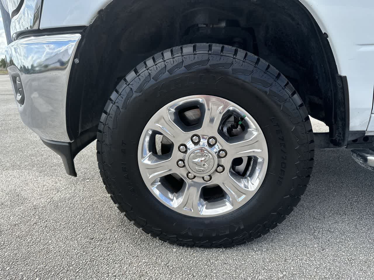2024 RAM 2500 Big Horn Crew Cab 4x4 6'4' Caja