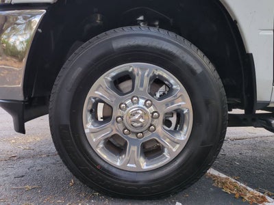 2024 RAM 2500 Big Horn Crew Cab 4x4 6'4' Caja