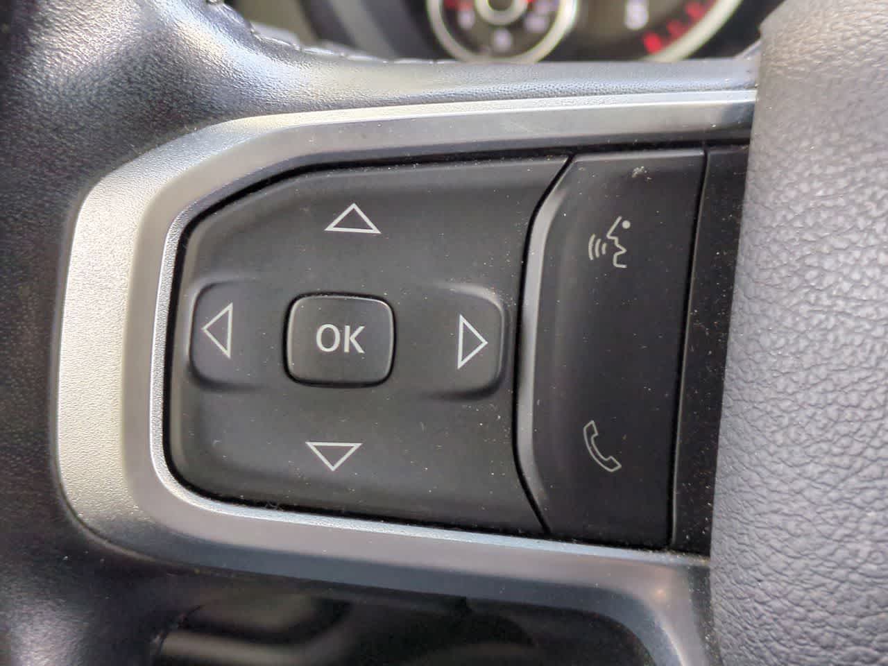 2024 RAM 2500 Big Horn Crew Cab 4x4 6'4' Caja