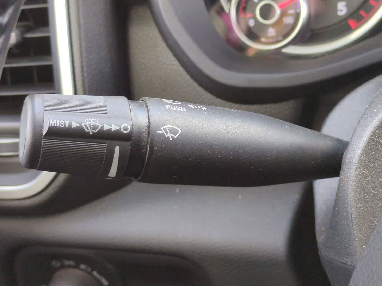 2024 RAM 2500 Big Horn Crew Cab 4x4 6'4' Caja