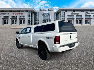 RAM 2500 Laramie Crew Cab 4x4 de 2018 con caja de 6'4'