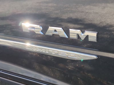 RAM 2500 Limited Crew Cab 4x4 2019 con caja de 6'4''