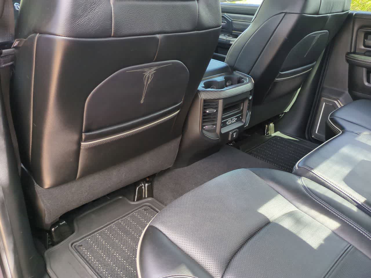 RAM 2500 Limited Crew Cab 4x4 2019 con caja de 6'4''