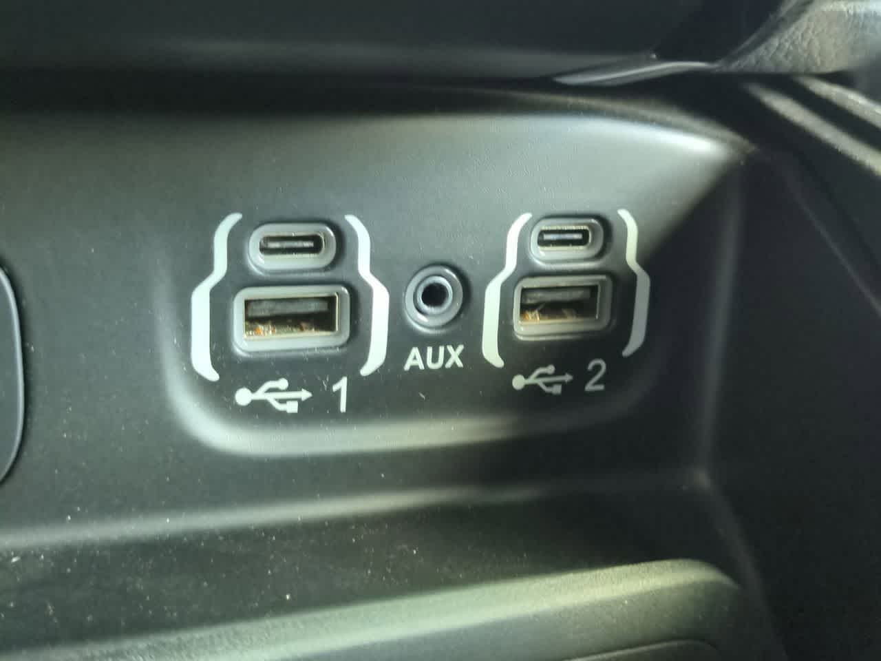 RAM 2500 Limited Crew Cab 4x4 2019 con caja de 6'4''