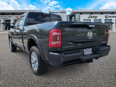 RAM 2500 Limited Crew Cab 4x4 2019 con caja de 6'4''