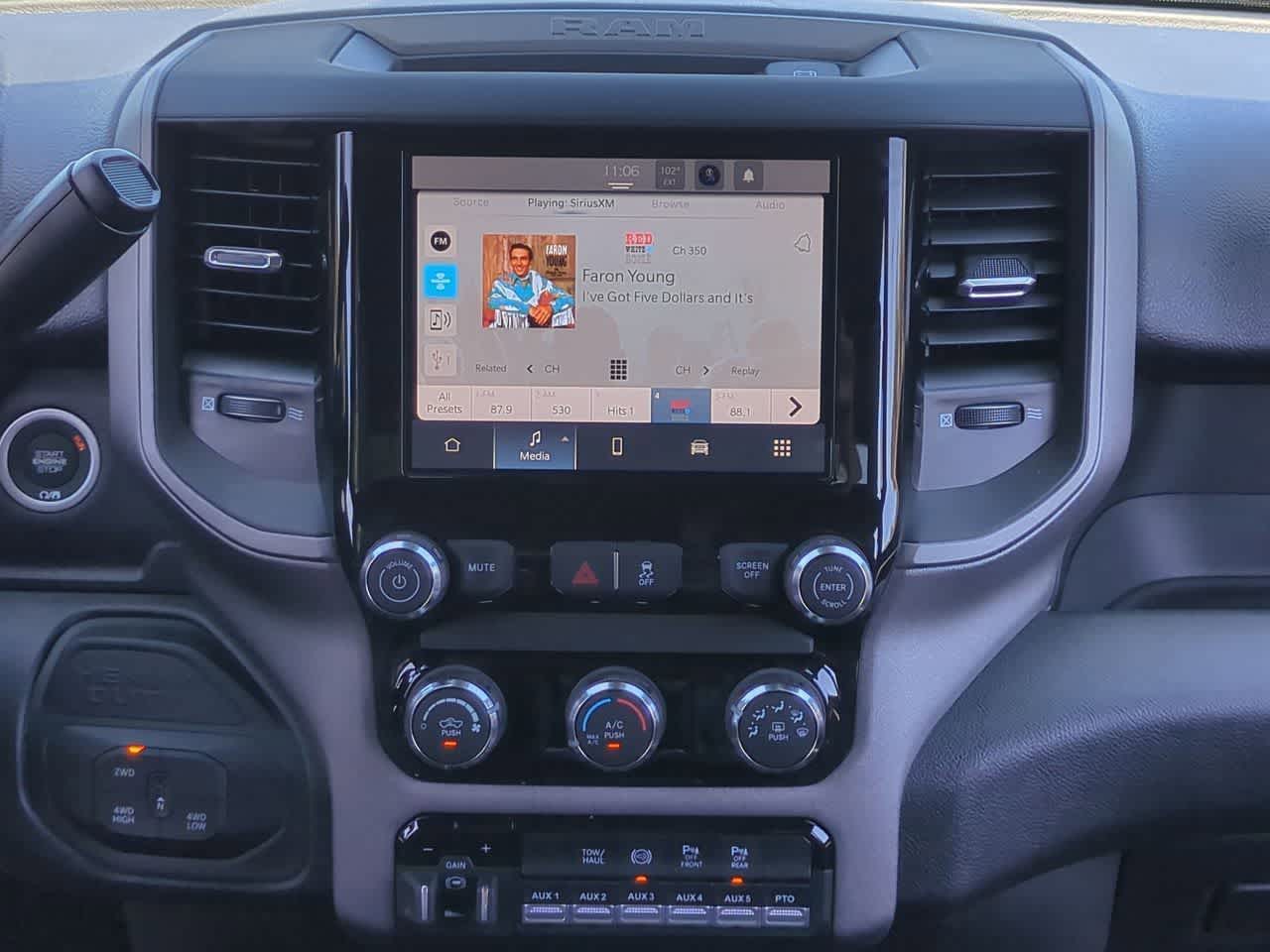 RAM 5500 Chasis-cabina de 2026 RAM 5500 TRADESMAN Chasis-cabina doble 4x4 84' CA