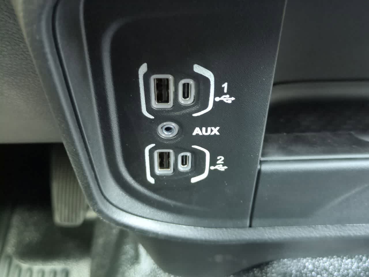 RAM 5500 Chasis-cabina de 2026 RAM 5500 TRADESMAN Chasis-cabina doble 4x4 84' CA