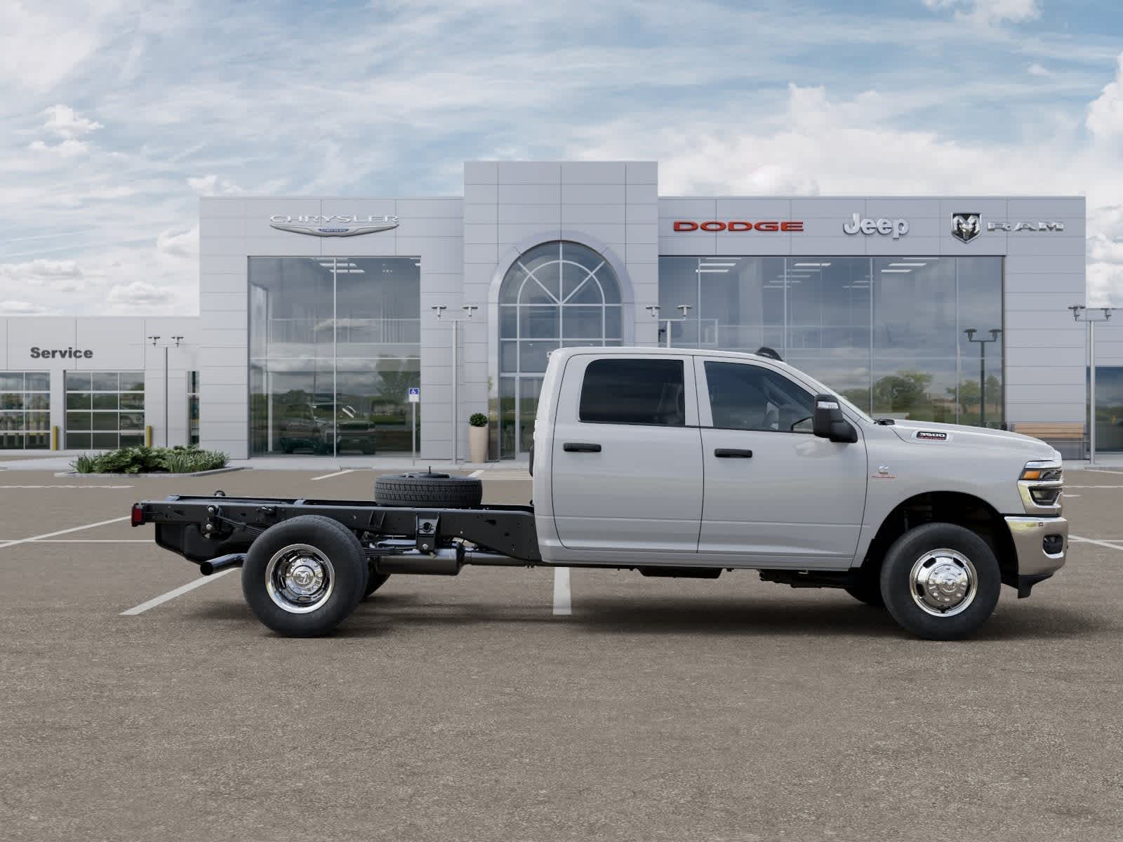 2026 RAM Ram 3500 Chasis con Cabina RAM 3500 TRADESMAN CREW CAB CHASSIS 4X4 60' CA