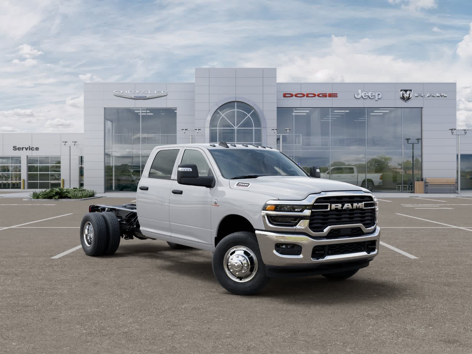 2026 RAM Ram 3500 Chasis con Cabina RAM 3500 TRADESMAN CREW CAB CHASSIS 4X4 60' CA