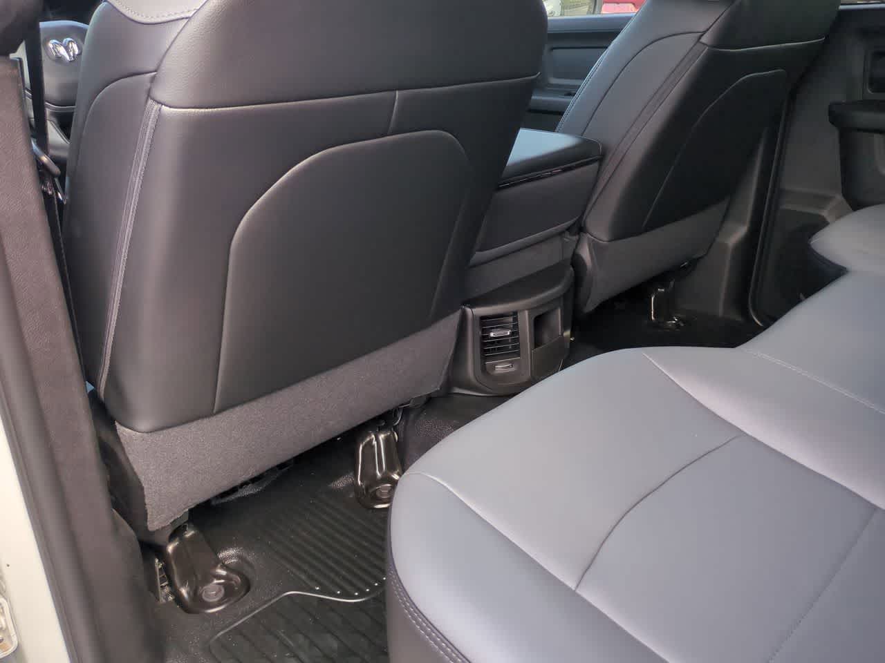 2026 RAM Ram 3500 Chasis con Cabina RAM 3500 TRADESMAN CREW CAB CHASSIS 4X4 60' CA