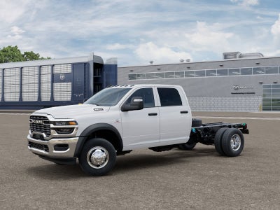 RAM 3500 Chasis-cabina de 2027; RAM 3500 TRADESMAN, cabina doble, chasis, 4x4, 60' CA