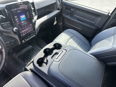 RAM 3500 Chasis-cabina de 2027; RAM 3500 TRADESMAN, cabina doble, chasis, 4x4, 60' CA