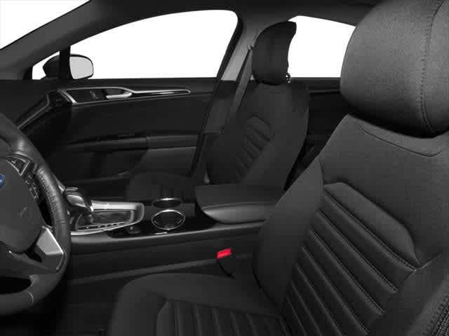 Ford Fusion SE 2016