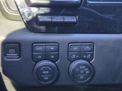 Chevrolet Silverado 1500 4WD Crew Cab Short Bed ZR2 2024