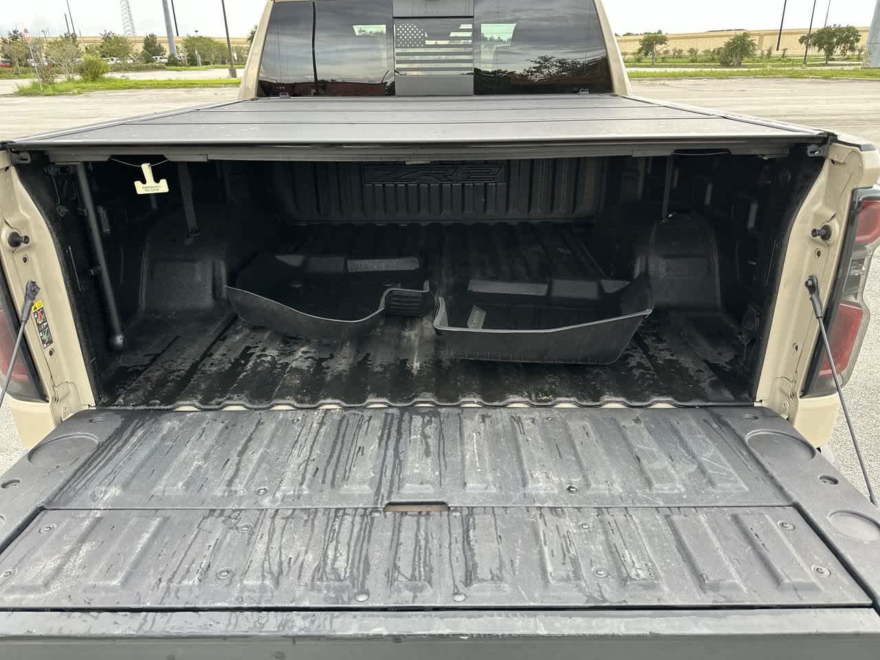 Chevrolet Silverado 1500 4WD de 2023, cabina doble, caja corta, ZR2