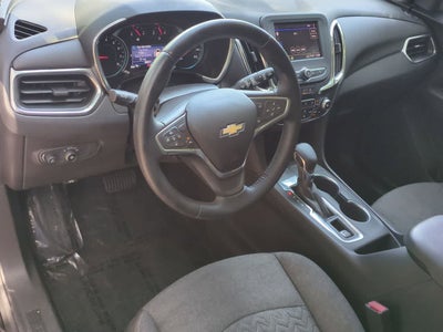 Chevrolet Equinox LT con tracción delantera (2022)