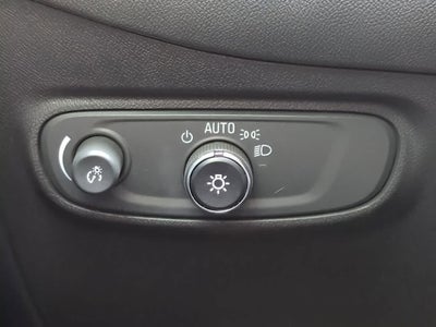 Chevrolet Equinox LT con tracción delantera (2022)