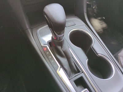 Chevrolet Equinox LT con tracción delantera (2022)