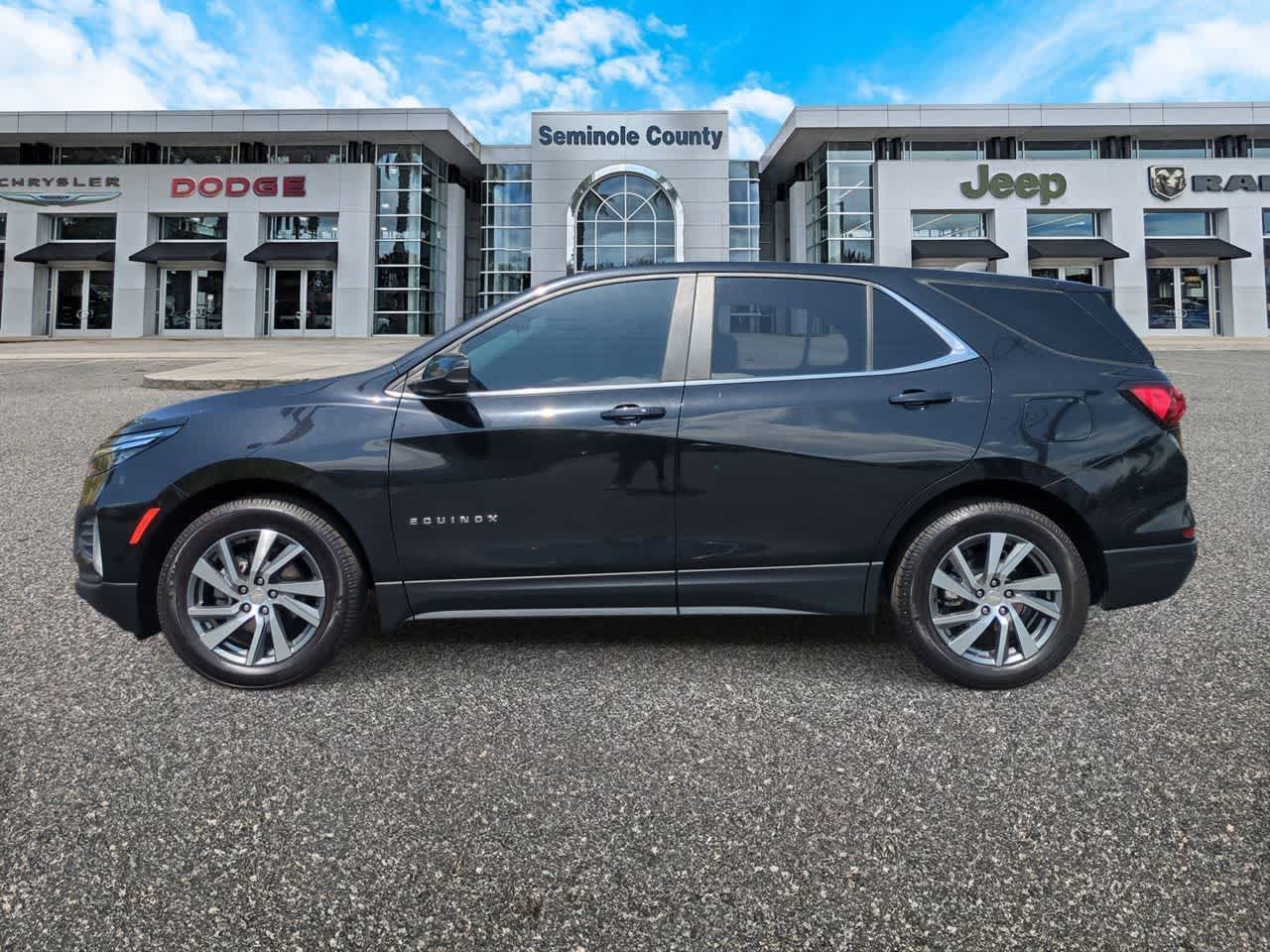 Chevrolet Equinox LT con tracción delantera (2022)