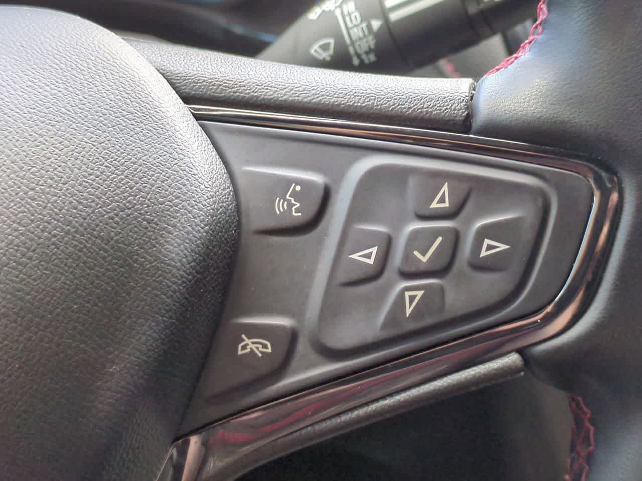 Chevrolet Equinox RS con tracción delantera 2023