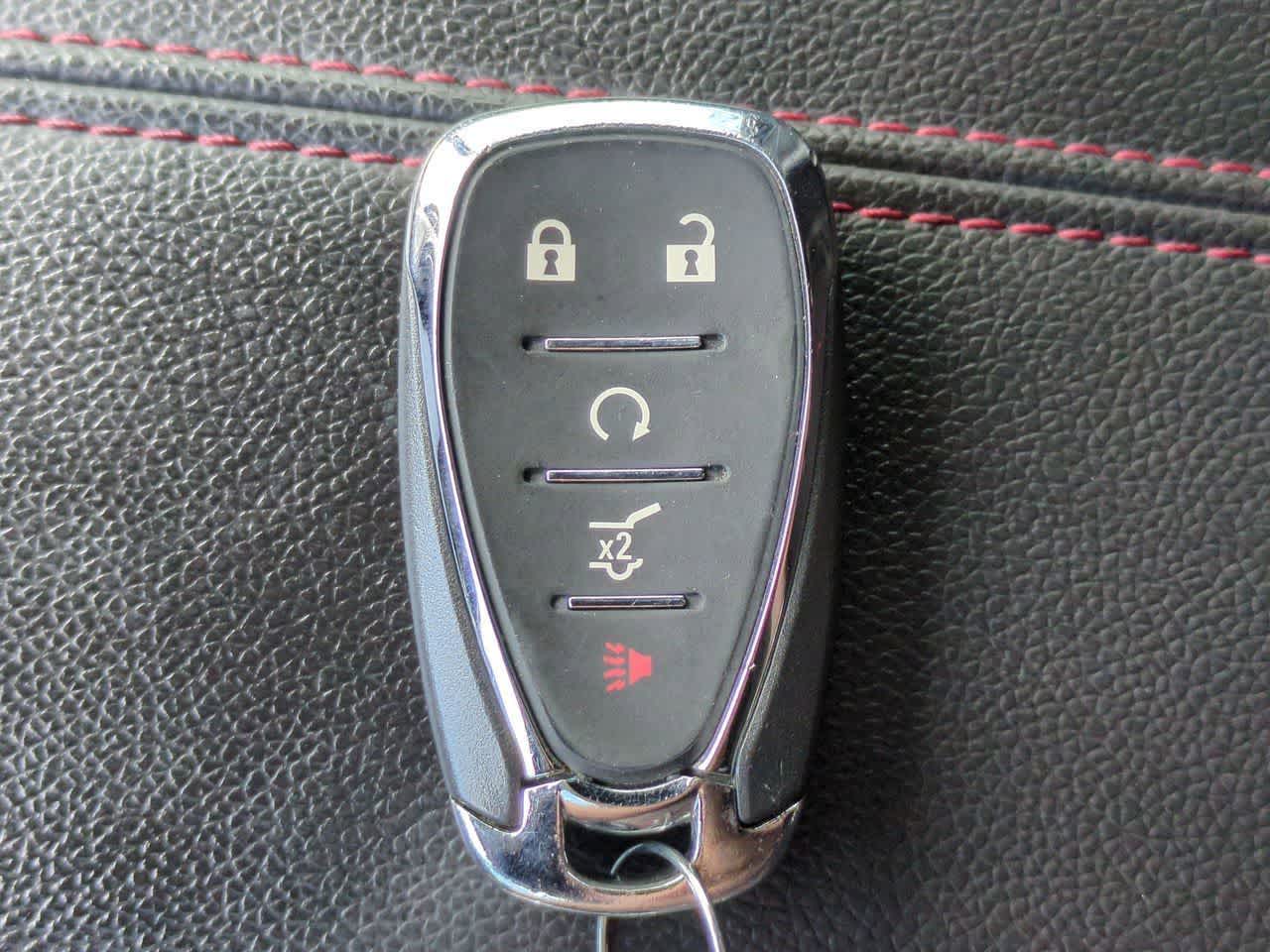 Chevrolet Equinox RS con tracción delantera 2023