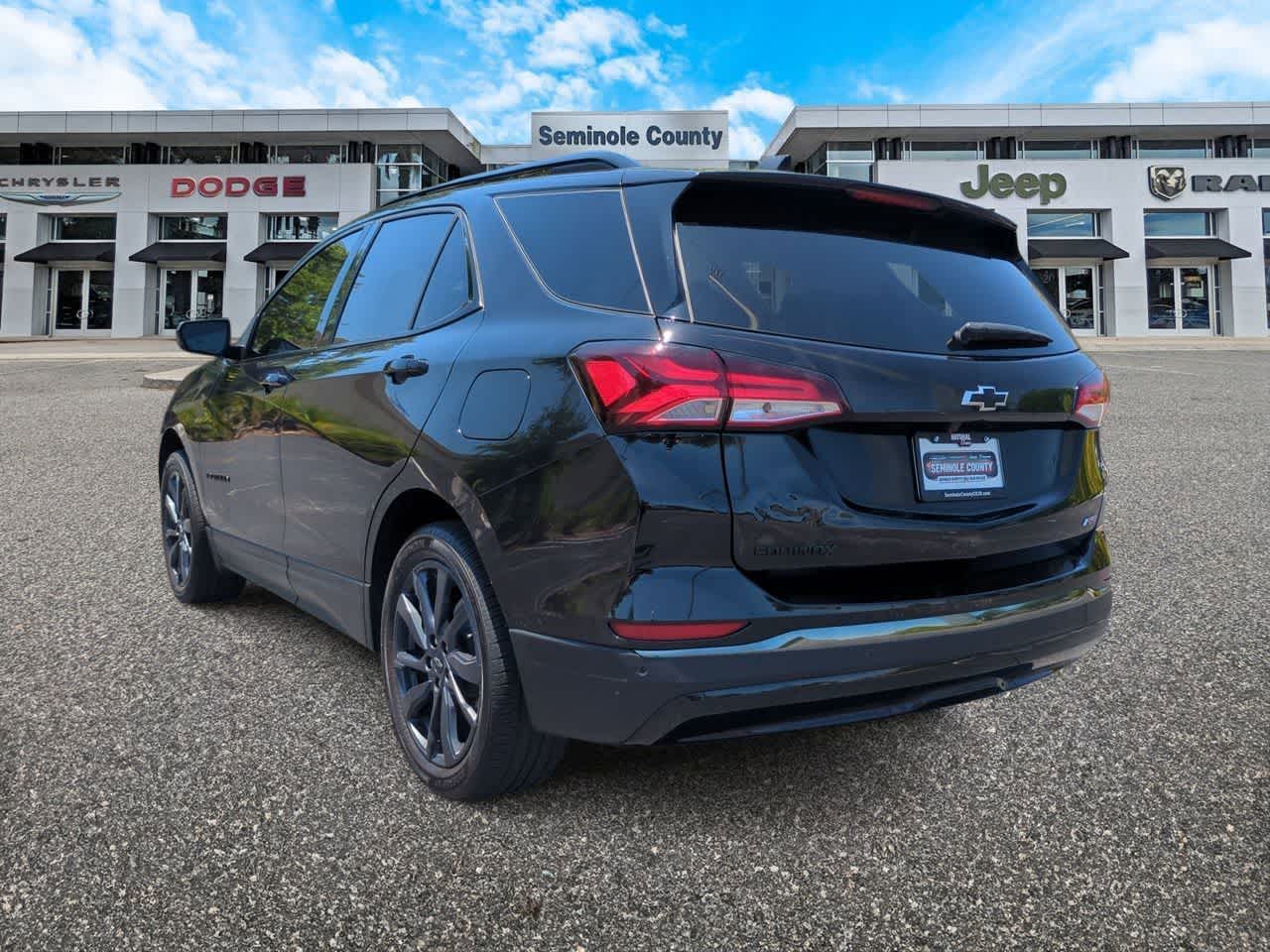Chevrolet Equinox RS con tracción delantera 2023