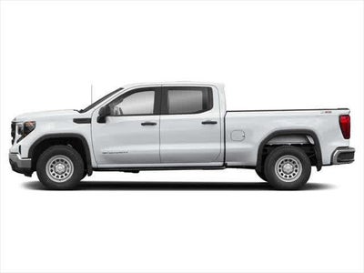 GMC Sierra 1500 4WD Crew Cab de 2023, caja corta, versión Elevation con 3SB